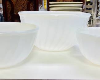Vintage Set if Fire King Swirl Nesting Bowls”