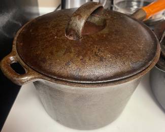 Vintage 3Qt Sauce Pot with Long Wooden Handle 