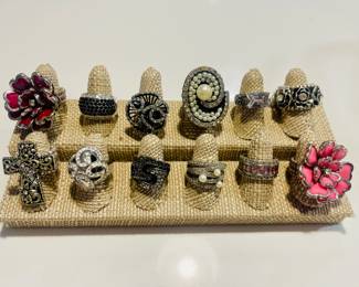 Large Collection of Rings & Costume Jewelry 