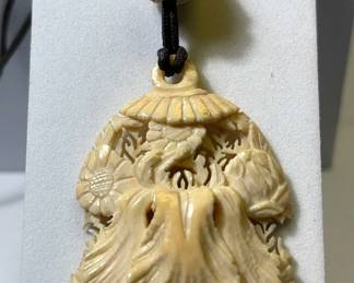 Iris Pendant Necklace