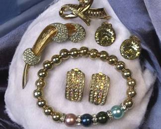 Pins, Earrings Colorful Bracelet