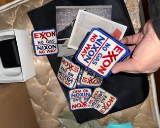 EXXON No Gas / NIXON no way patches