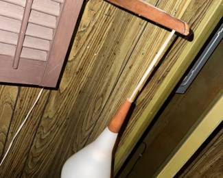 oooooh!!!!!  Midmod swing arm Lamp