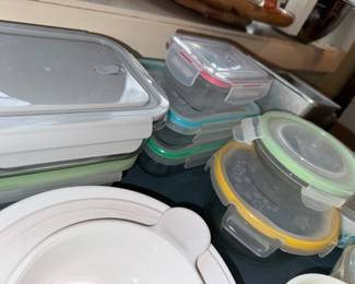 covered storage containers glass + plastic