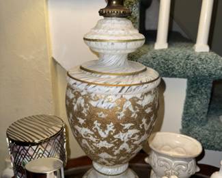 Gorgeous lamp!!