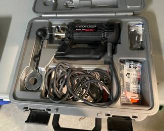 VERY NICE ROTOZIP COMPLETE.
