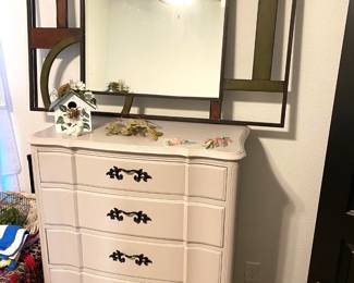 QUEEN SIZE BEDROOM SET