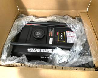 BRAND NEW WESTINGHOUSE 6600 PEAK WATT GENERATOR NEW IN BOX.