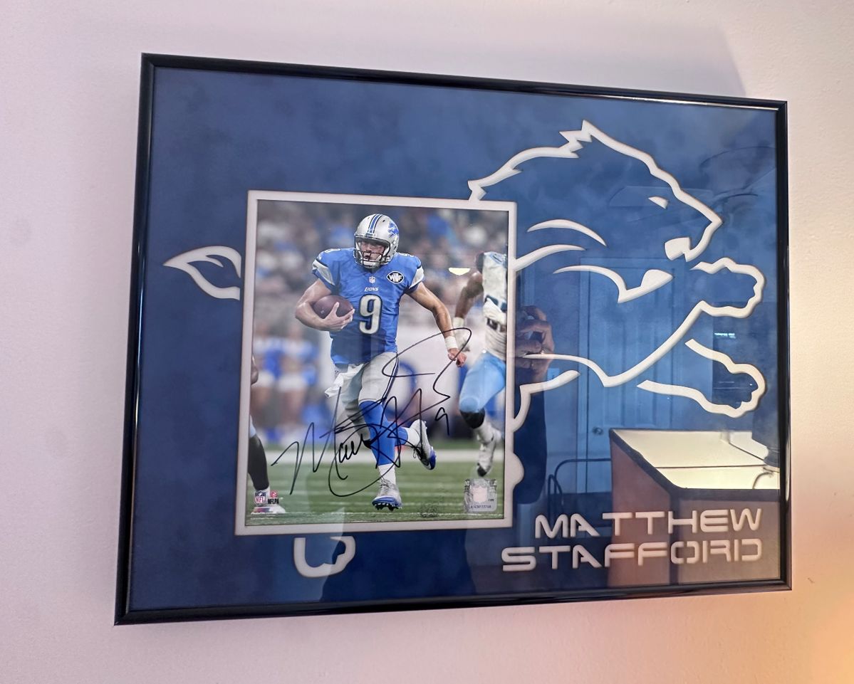 Signed Matthew Stafford picture.