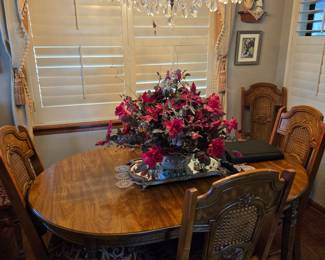 dining room and 6 chairs