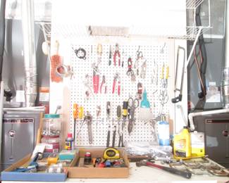Hand Tools & Hardware