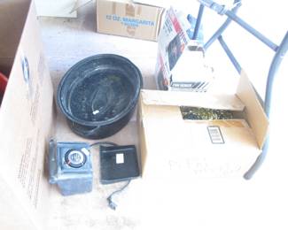 Vintage Covered Roaster