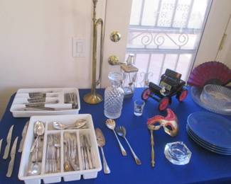 Flatware Sets