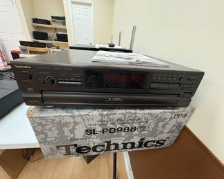 Technics Disc Changer 
