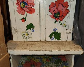 Children's play furniture 
