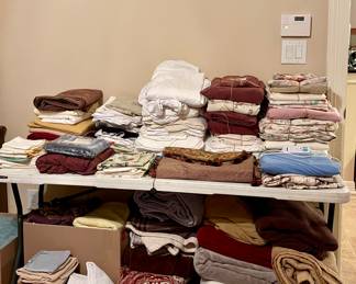 SHEETS, TOWELS, BLANKETS, TABLECLOTHS AND NAPKINS