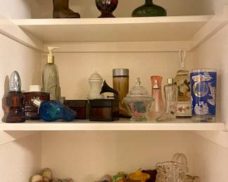 FIGURINES, AVON