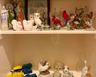 FIGURINES, RELIGIOUS STATUES, BIRDS