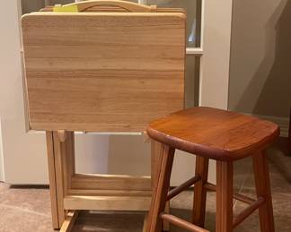 WOOD TV TRAYS ON STAND, WOOD STOOL