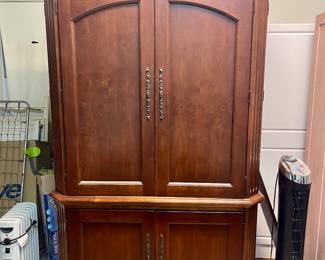 ARMOIRE