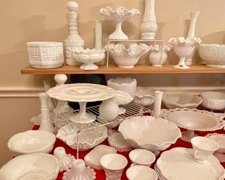 VINTAGE MILKGLASS COLLECTION