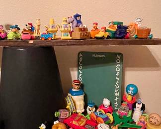 VINTAGE TOYS 