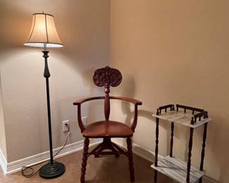 ANTIQUE CARVED PORTRAIT CHAIR, MARBLE ACCENT TABLE, FLOOR LAMP
