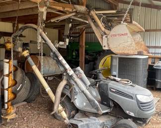 PTO DRIVEN POST HOLE DIGGER