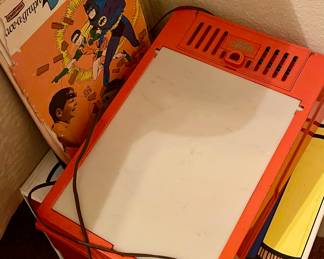 VINTAGE BATMAN TRACE-A-GRAPH