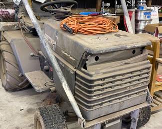 CRAFTSMAN LAWN MOWER-NEEDS REPAIR