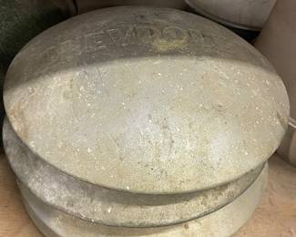 OLD CHEVY HUB CAPS