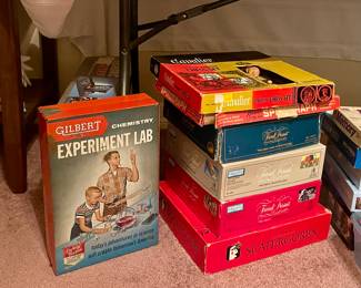 VINTAGE GAMES, GILBERT EXPERIMENT LAB TIN