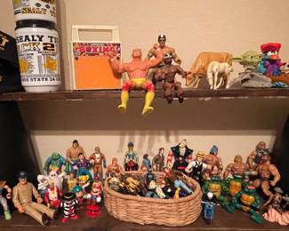 VINTAGE ACTION FIGURES
