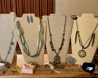 MORE VINTAGE COSTUME JEWELRY