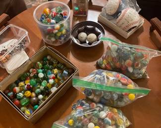 VINTAGE MARBLES