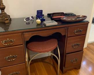 Small desk