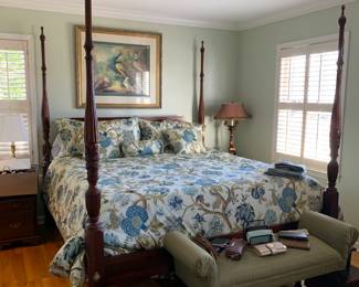 Four poster king size bed