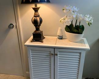 Small bathroom cabinet