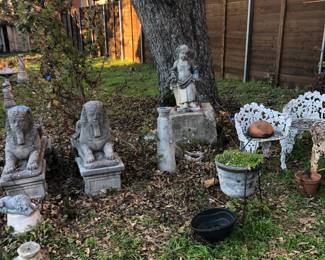 garden sculpture