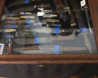 old and collectible knives
