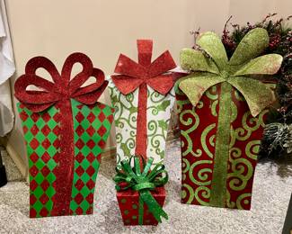 Glitter Free Standing Christmas Present Décor 