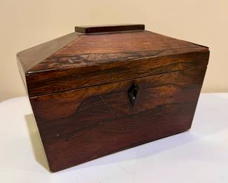 Early Georgian Rosewood Tea Box 