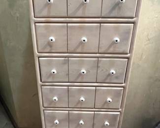 Farmhouse Style Lingerie Chest