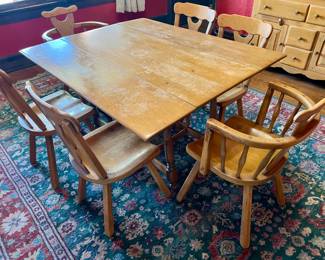 Finnish glazed pine drop leaf dining table with 6 chairs