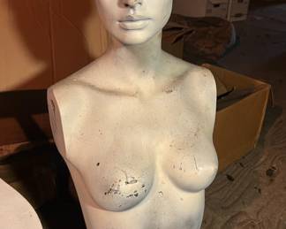 Adel Rootstein mannequin