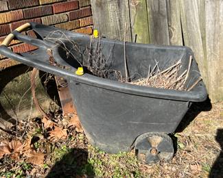 Lawn and Garden Cart