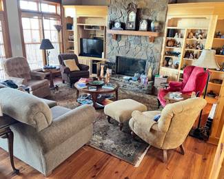 Living room overview.