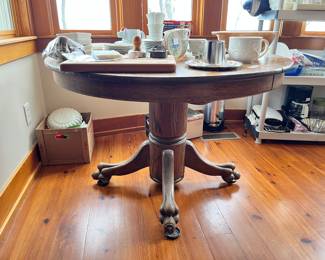 Tiger oak, claw foot table