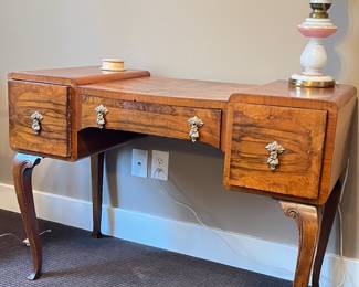 Art Deco walnut and walnut veneer dressing table