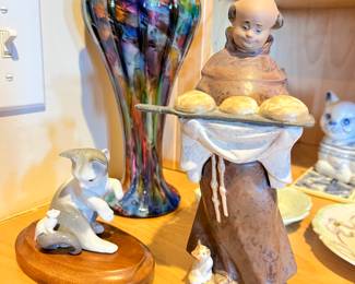 Lladro figurines, "Cat and Mouse" has been repaired.